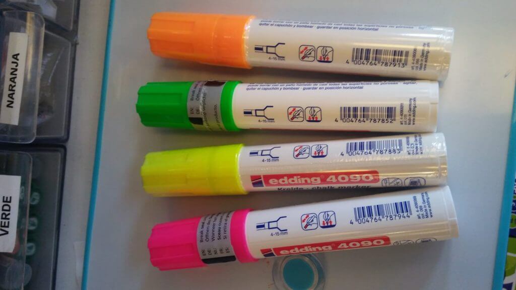 conjunto de rotuladores de tiza