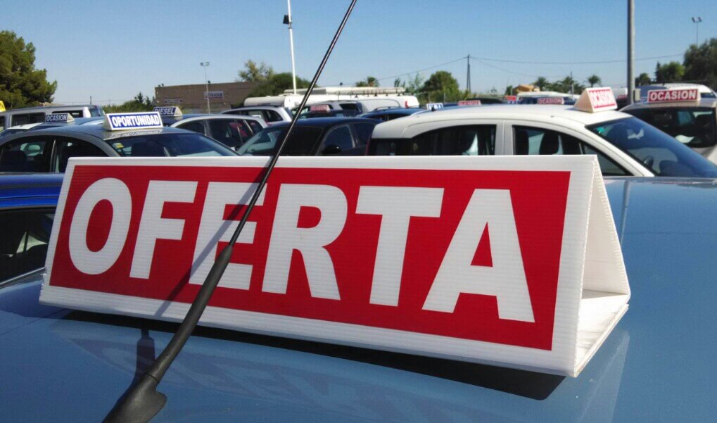 imagen de carteles publicitarios